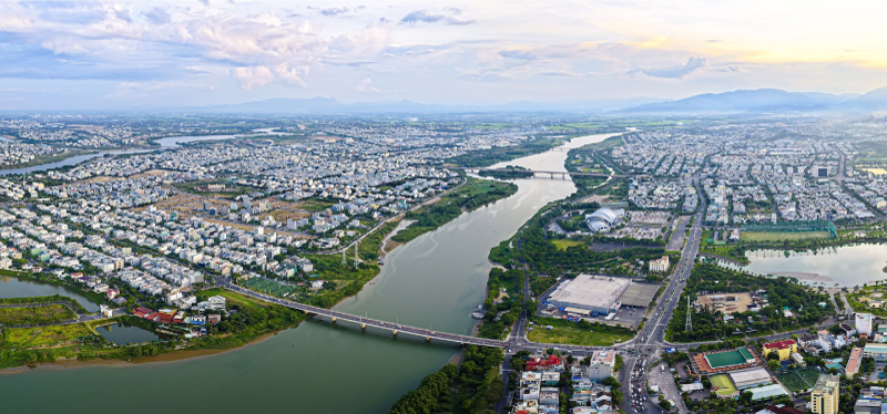 Bối Cảnh Thị Trường: Lực Cầu Lưu Trú Ngắn Ngày Tại Dải Biển Mỹ Khê – Sơn Thủy
